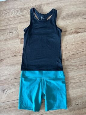 Target All in Motion Black M Tank with Teal L Bike shorts